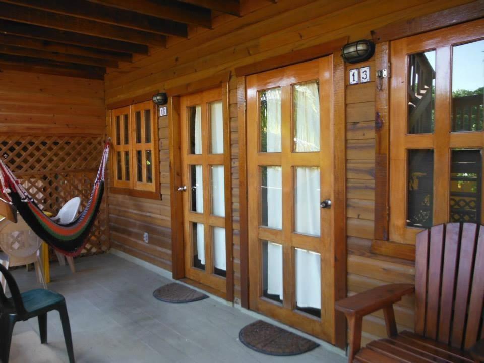 Sea Breeze Inn West End Buitenkant foto